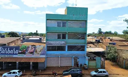 Prédio Comercial e Residencial à Venda – Padre Bernardo/GO