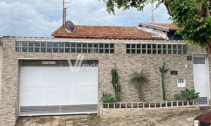 Casa com 3 quartos à venda na Rua Cadete João Teixeira, 33, Vila Teixeira, Campinas, 170 m2 por R$ 425.000