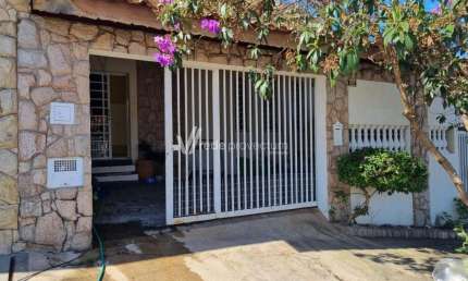 Casa com 3 quartos à venda na Rua das Dálias, 1227, Jardim das Bandeiras, Campinas, 147 m2 por R$ 549.000