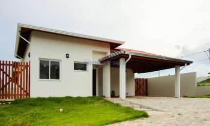 Casa em condomínio fechado com 3 quartos à venda na Rodovia Alkindar Monteiro Junqueira, KM 32,5, Chácara Santa Cruz dos Pires, Itatiba, 245 m2 por R$ 860.000
