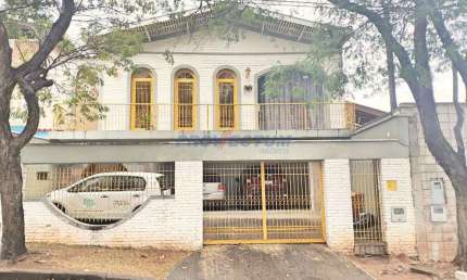 Casa com 5 quartos à venda na Dois de Julho, 137, Vila Marieta, Campinas, 229 m2 por R$ 800.000