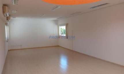 Sala comercial para alugar na Rua Adelino Martins, 358, Mansões Santo Antônio, Campinas, 52 m2 por R$ 2.632