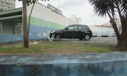 Terreno comercial para alugar na Rua Uruguaiana, 1342, Bosque, Campinas por R$ 2.200