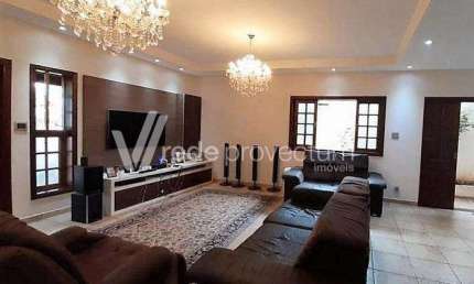 Casa com 4 quartos à venda na Rua XV de Novembro, 399, Centro, Monte Alegre do Sul, 280 m2 por R$ 1.000.000