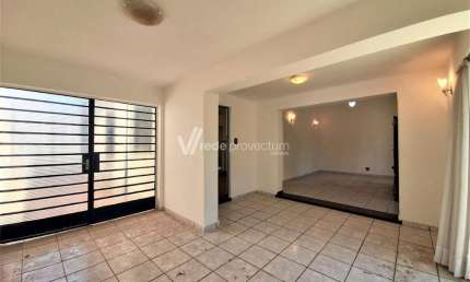 Casa comercial à venda na Rua Oliveira Cardoso, 245, Castelo, Campinas, 181 m2 por R$ 850.000