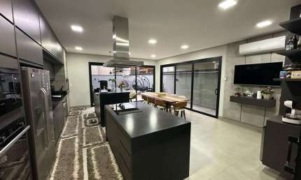 Casa em condomínio fechado com 4 quartos à venda na Avenida Presidente Juscelino Kubitschek de Oliveira, 901, Jardim Flamboyant, Paulínia, 266 m2 por R$ 2.660.000