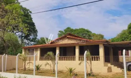 Chácara / sítio com 4 quartos à venda na Rua Benedicto Reis, 52, Bananal, Campinas, 200 m2 por R$ 850.000