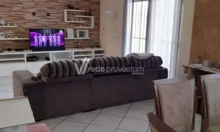 Casa com 3 quartos à venda na Rua Antônio Marques Serra, 576, Jardim Antonio Von Zuben, Campinas, 240 m2 por R$ 850.000