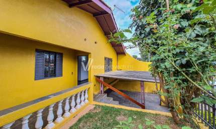 Casa com 3 quartos à venda na Augusto Gustavo Sterzek, 56, Jardim Itapuã, Valinhos, 145 m2 por R$ 750.000