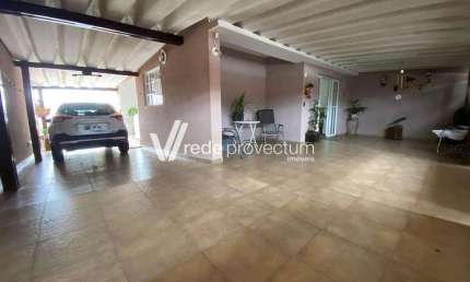 Casa com 2 quartos à venda na Estrada Francisco Von Zuben, 75, Vila Santo Antônio, Valinhos, 170 m2 por R$ 690.000