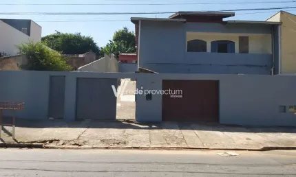 Casa com 3 quartos à venda na Rua Manoel Soares Pinto, 481, Parque Jambeiro, Campinas, 179 m2 por R$ 640.000