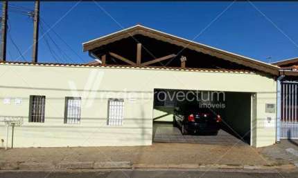 Casa com 4 quartos à venda na Rua Cerqueira César, 237, Jardim García, Campinas, 160 m2 por R$ 600.000