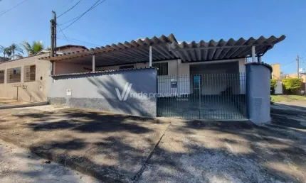 Casa com 3 quartos à venda na Rua Galileu Galilei, 114, Parque São Quirino, Campinas, 127 m2 por R$ 695.000