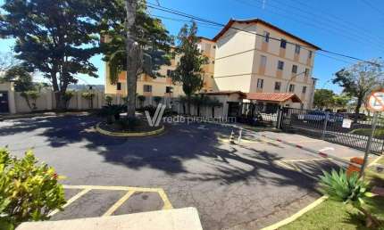 Apartamento com 2 quartos à venda na Rua Praia de Baraqueçaba, 60, Vila Orozimbo Maia, Campinas, 64 m2 por R$ 220.000
