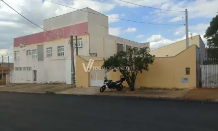 Casa com 3 quartos à venda na Rua Júlio Camilo de Camargo, 111, Loteamento Remanso Campineiro, Hortolândia, 205 m2 por R$ 749.000