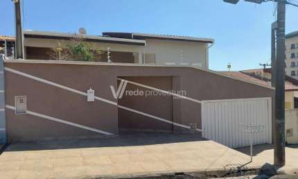 Casa com 3 quartos à venda na Rua Anízio Perissinotto, 73, Jardim Ypê, Paulínia, 190 m2 por R$ 1.100.000