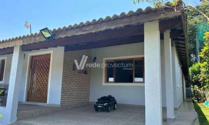 Chácara / sítio com 6 quartos à venda na Estrada Municipal Antonio Romiti, 12, Batatuba, Piracaia, 360 m2 por R$ 900.000