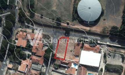 Terreno à venda na Rua Luís Paolieri, s/n°, Parque São Quirino, Campinas por R$ 950.000