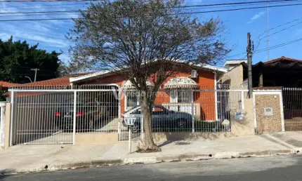 Casa com 3 quartos à venda no Jardim García, Campinas , 159 m2 por R$ 780.000