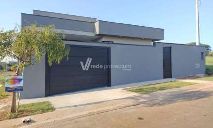 Casa com 3 quartos para alugar na Rua 4, 146, Parque dos Ipes, Holambra, 233 m2 por R$ 7.000
