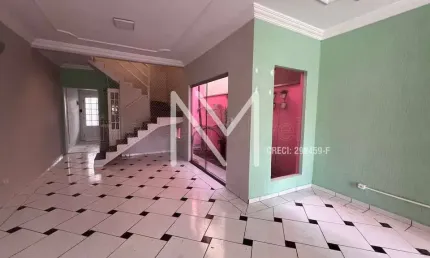 Casa Sobrado à Venda 2  Quartos 1 Suíte 145m² - Bairro Ana Maria