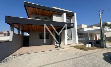 Casa Sobrado à venda 4 Quartos 4 Suítes 258m²  Condomínio - Bairro Floresta