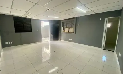 Casa comercial para alugar na Rua Ricardo Pinto, 216, Aparecida, Santos