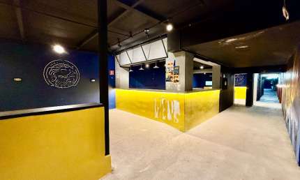 Casa comercial para alugar na Rua Doutor Lobo Viana, 18, Boqueirão, Santos