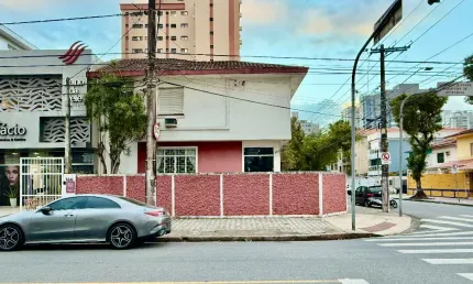 Casa comercial com 2 salas para alugar na Rua Oswaldo Cochrane, 164, Embaré, Santos