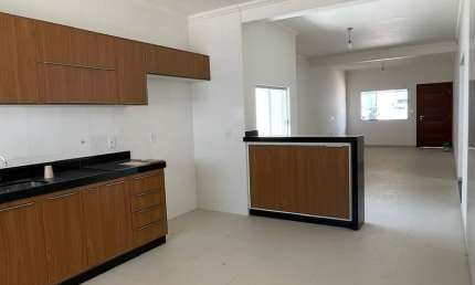 Casa com 3 quartos para alugar no Cambolo, Porto Seguro 