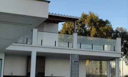Lindo Apartamento Duplex Vista Mar 3 suites para Locação Anual - Porto Seguro BA