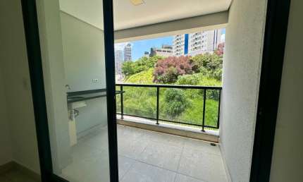 Apartamento Semi-mobiliado para locação no Cosmopolitan no Bethaville