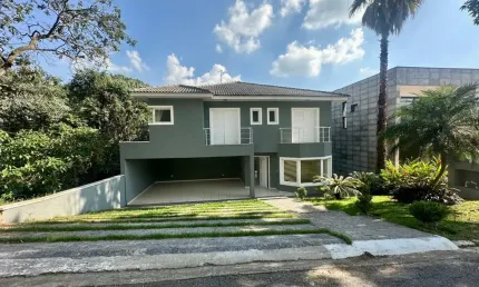 Linda casa para locação no condomínio Tarumã em Santana de Parnaíba