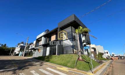 Casa em condomínio fechado com 3 quartos à venda na Rua Tancredo Neves, 990, Jansen, Gravataí por R$ 1.390.000