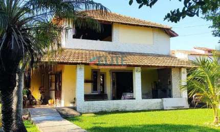 Casa para Venda em Saquarema, Porto da Roça, 6 dormitórios, 3 banheiros, 1 vaga