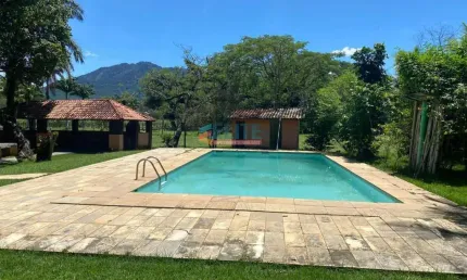 Sítio para Venda em Saquarema, Engenho Grande (Bacaxá), 5 dormitórios, 2 suítes, 2 banheiros, 5 vagas