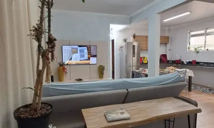 Lindo apartamento 2 dorm(suíte) 3° dorm na dependencia, todo amplo, garagem fechada