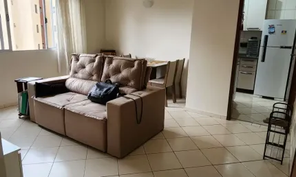 Lindo apartamento 2 dorm, sala 2 amb, andar alto, elevador, portaria, vista livre, vaga de garagem