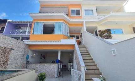 Casa à venda em Rio de Janeiro, Freguesia de Jacarepaguá, com 4 quartos, com 210 m²