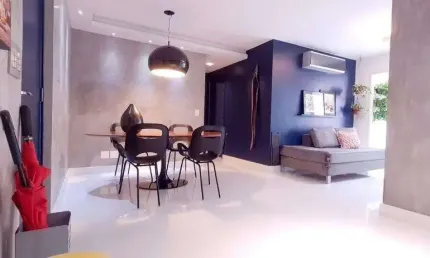 Alto Padrão, andar alto, totalmente reformado na Barra Bonita! Condomíno Lual do Recreio