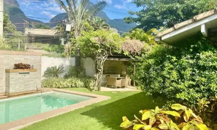 Casa à venda em Rio de Janeiro, Itanhangá, com 4 suítes, com 330 m², Condomínio Villa do Golfe
