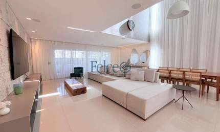 Casa à venda e para alugar em Rio de Janeiro, Barra da Tijuca, com 5 suítes, com 700 m²