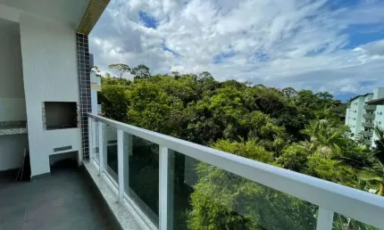 EXELENTE APARTAMENTO COM 02 DORMITÓRIOS NA PRAIA GRANDE