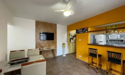 Apartamento com 02 dormitórios à 100 metros da praia do tenório.