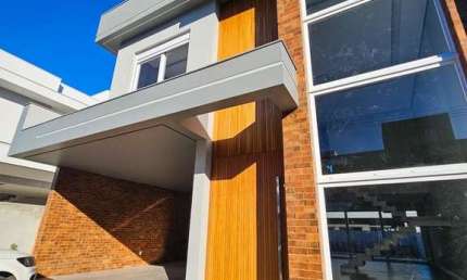 Casa em condomínio fechado com 3 quartos à venda na Rua dos Pinheiros, 141, Igara, Canoas, 225 m2 por R$ 1.890.000