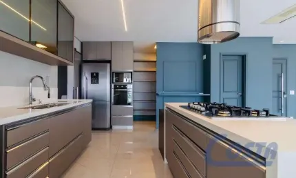 Apartamento na Cobertura em Campo Belo - São Paulo, SP