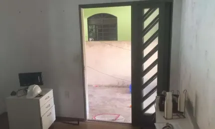 Casa com 3 quartos à venda na Rua Augusto Grillo, Jardim Casa Branca, Sorocaba por R$ 240.000