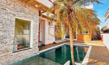 Casa à venda em Paulínia, Parque Brasil 500, com 3 quartos, com 290 m²