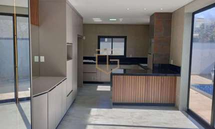 Casa à venda em Valinhos, Jardim São Marcos, com 3 suítes, com 253 m², Residencial Vila do Sol