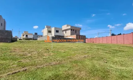 Lote 559,08 m² de esquina, sem vizinho lateral, Jardins Porto - Sen. Canedo - GO